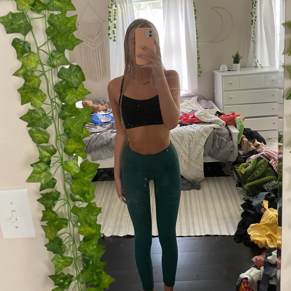 Lululemon wunder under HR 25”